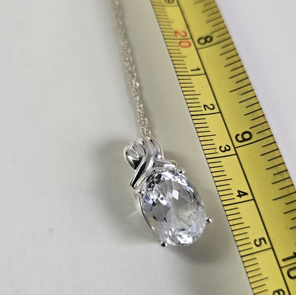 Sterling Silver 925 Elegant Necklace with solitaire pendant - Picture 4 of 4